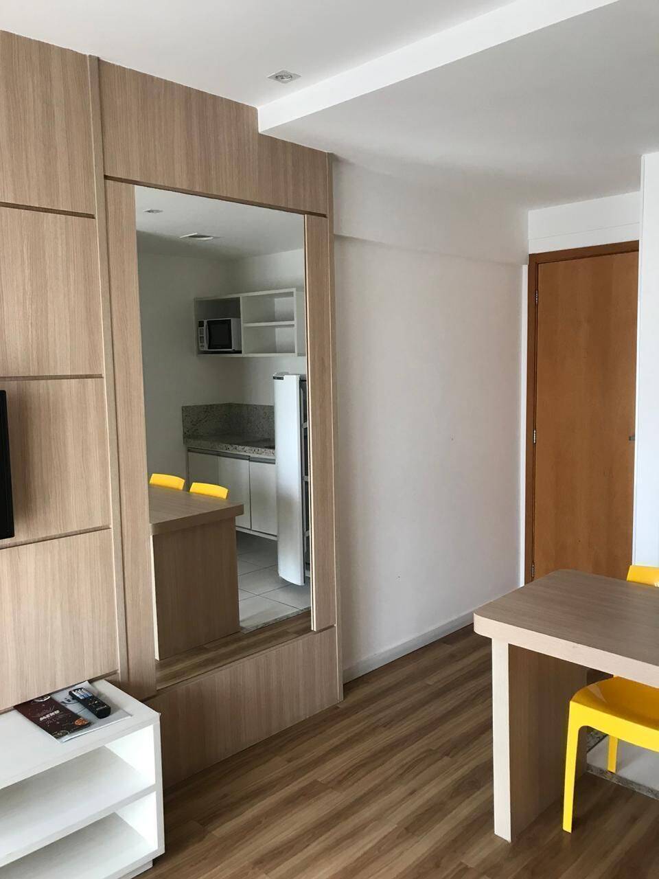 Apartamento à venda e aluguel com 1 quarto - Foto 2