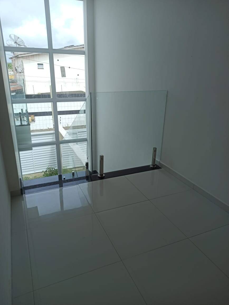 Casa à venda com 3 quartos, 160m² - Foto 14