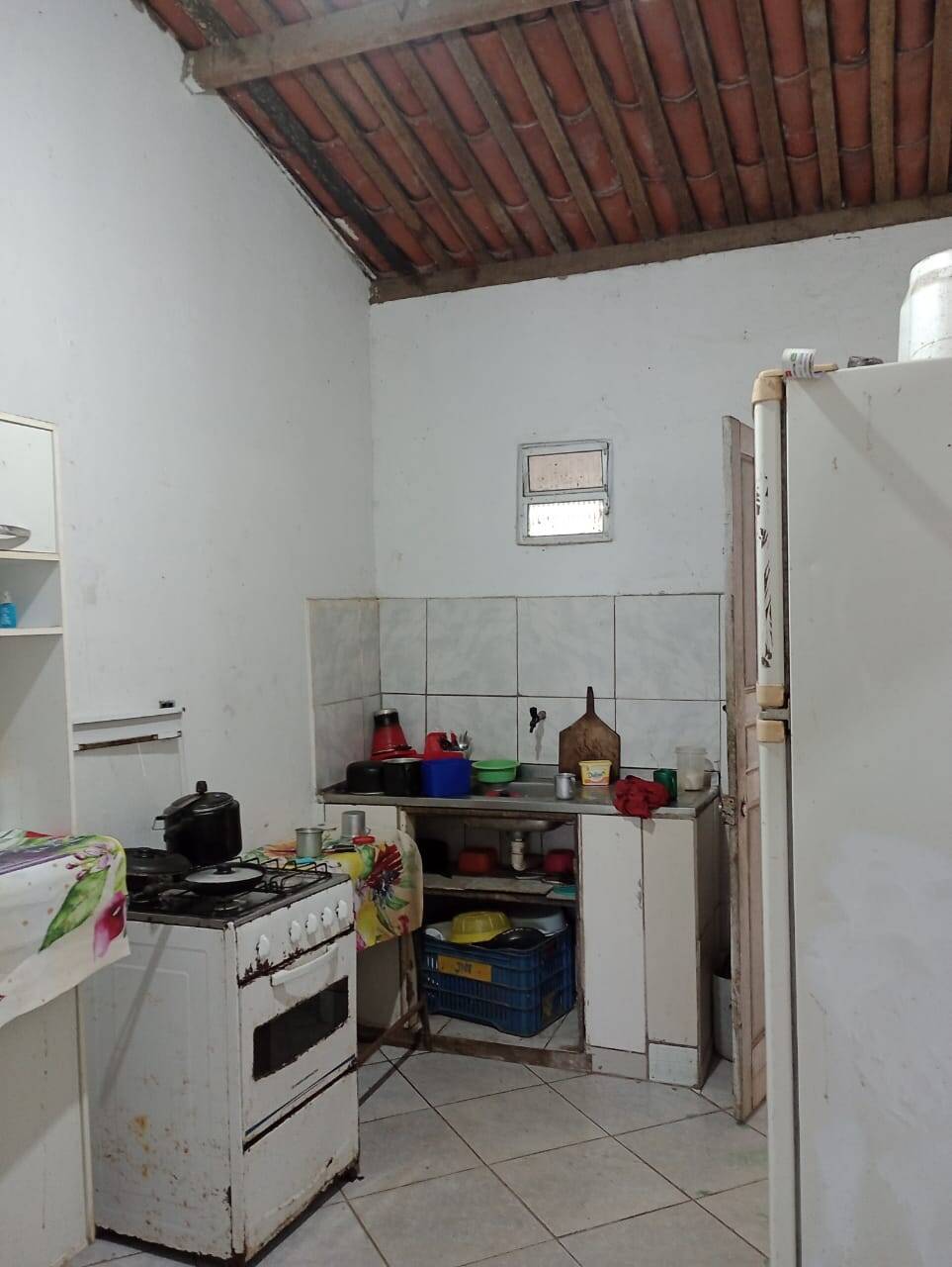 Casa à venda com 2 quartos, 200m² - Foto 8