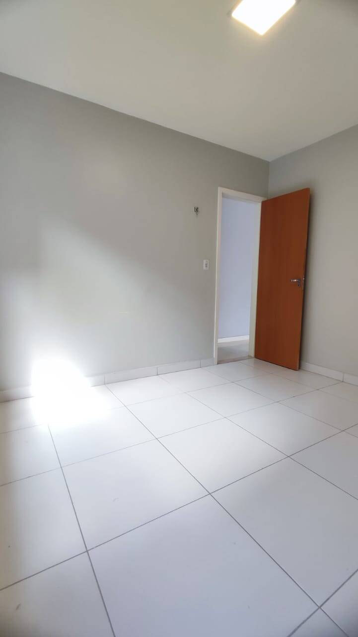 Casa à venda com 3 quartos, 100m² - Foto 10