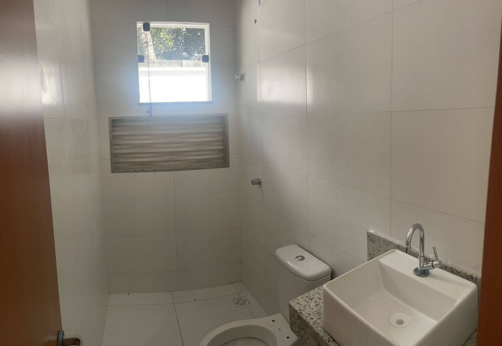 Casa à venda com 3 quartos, 77m² - Foto 6