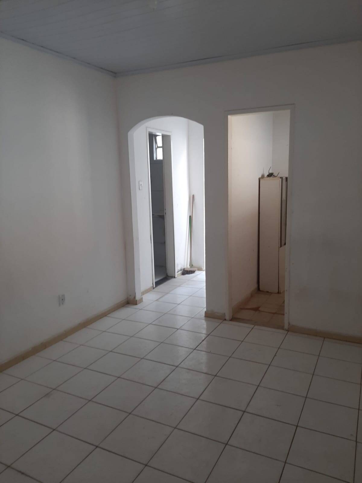 Casa à venda com 3 quartos, 200m² - Foto 8