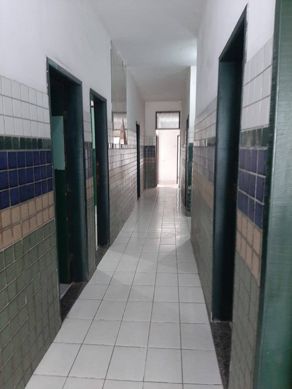 Prédio Inteiro para alugar com 17 quartos - Foto 6