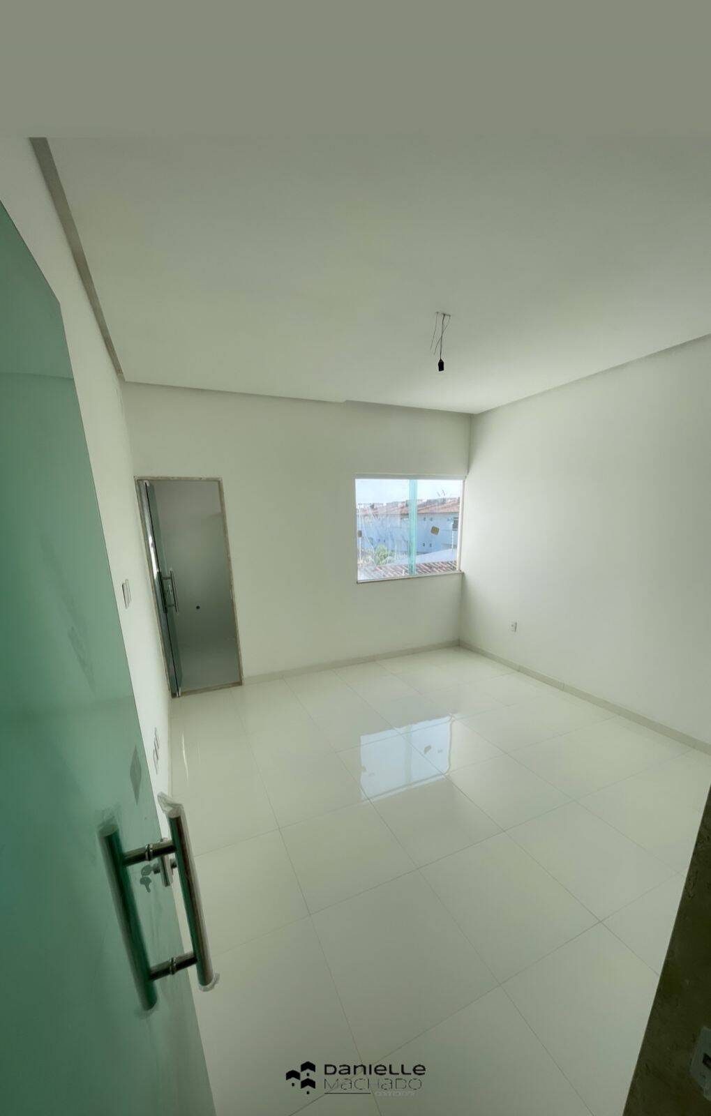 Casa à venda com 3 quartos, 150m² - Foto 9