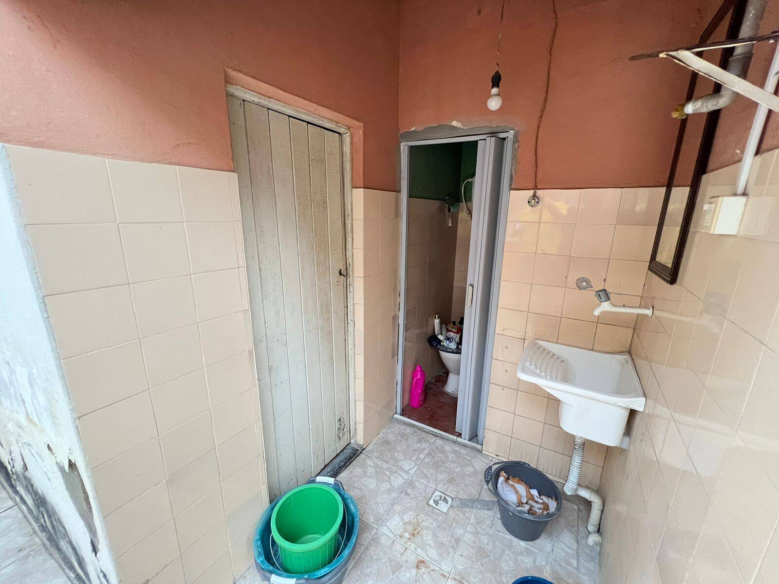 Casa à venda com 5 quartos, 200m² - Foto 12