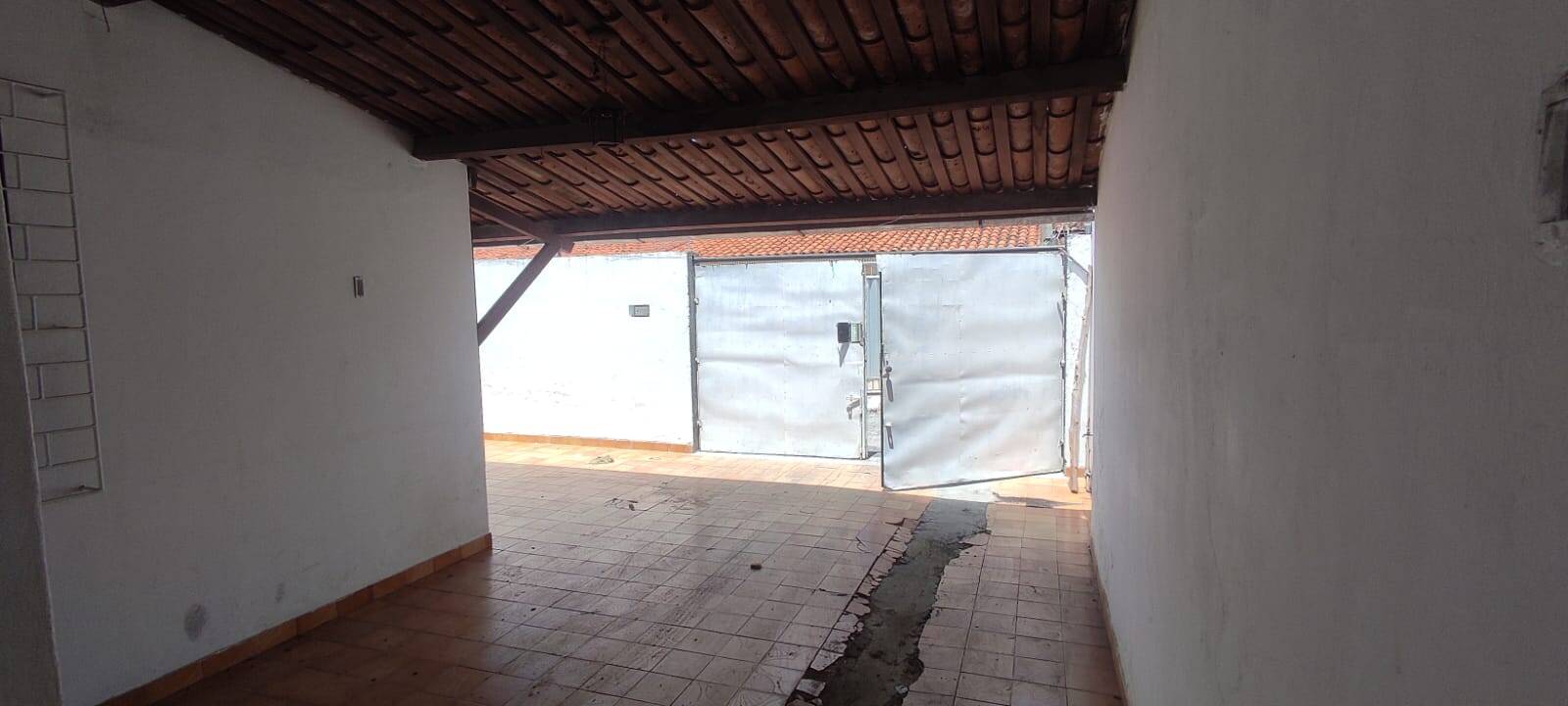 Casa à venda com 3 quartos - Foto 2