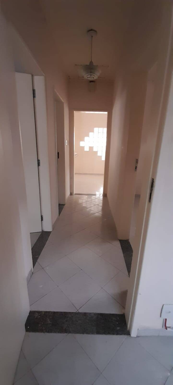 Casa à venda com 4 quartos, 200m² - Foto 8