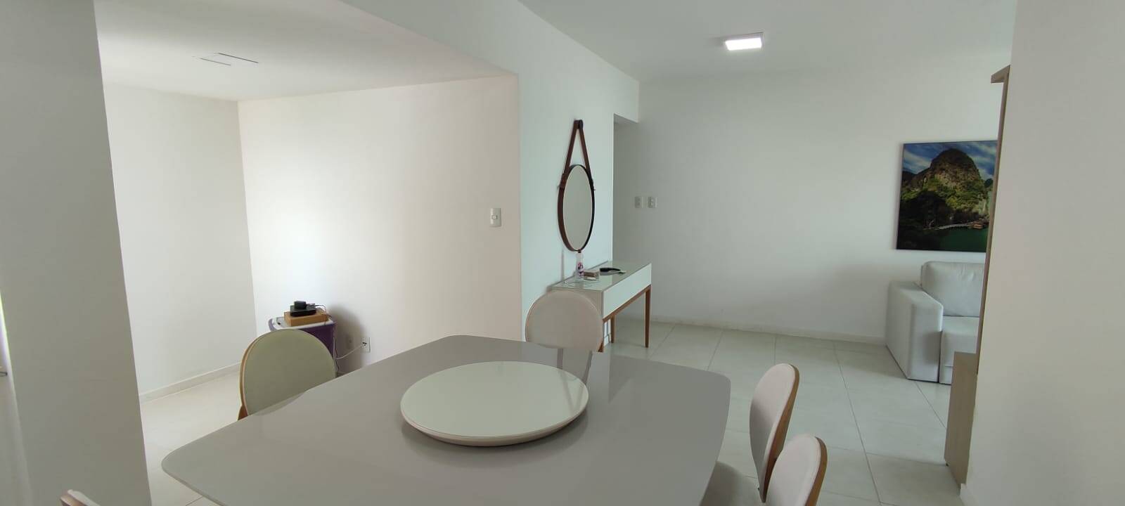 Apartamento à venda com 3 quartos - Foto 2