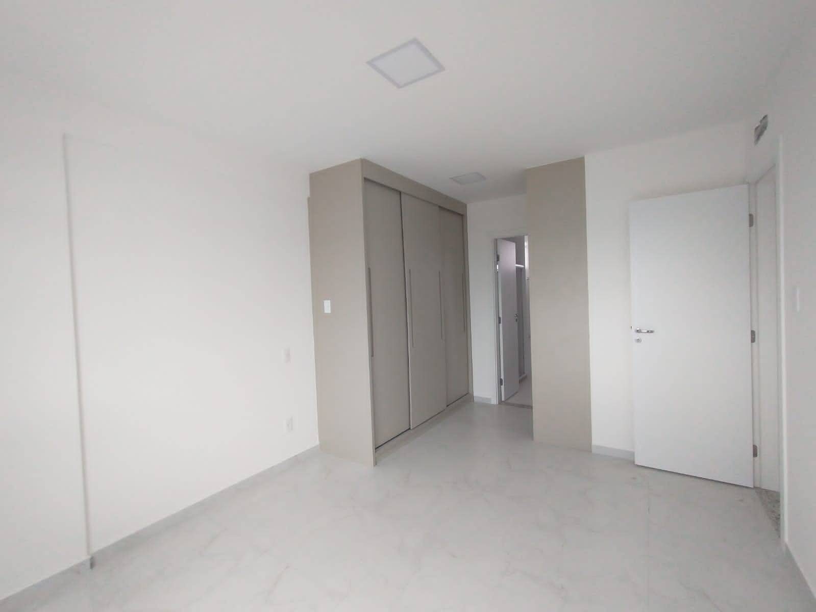 Apartamento à venda com 3 quartos - Foto 10