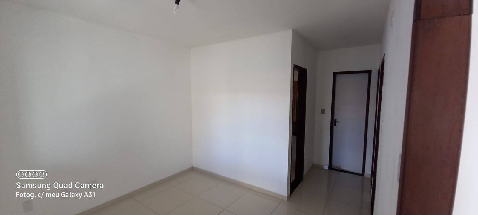 Casa à venda com 2 quartos, 200m² - Foto 7