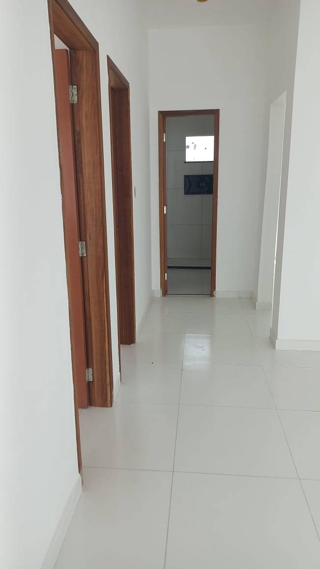 Casa à venda com 2 quartos, 52m² - Foto 7