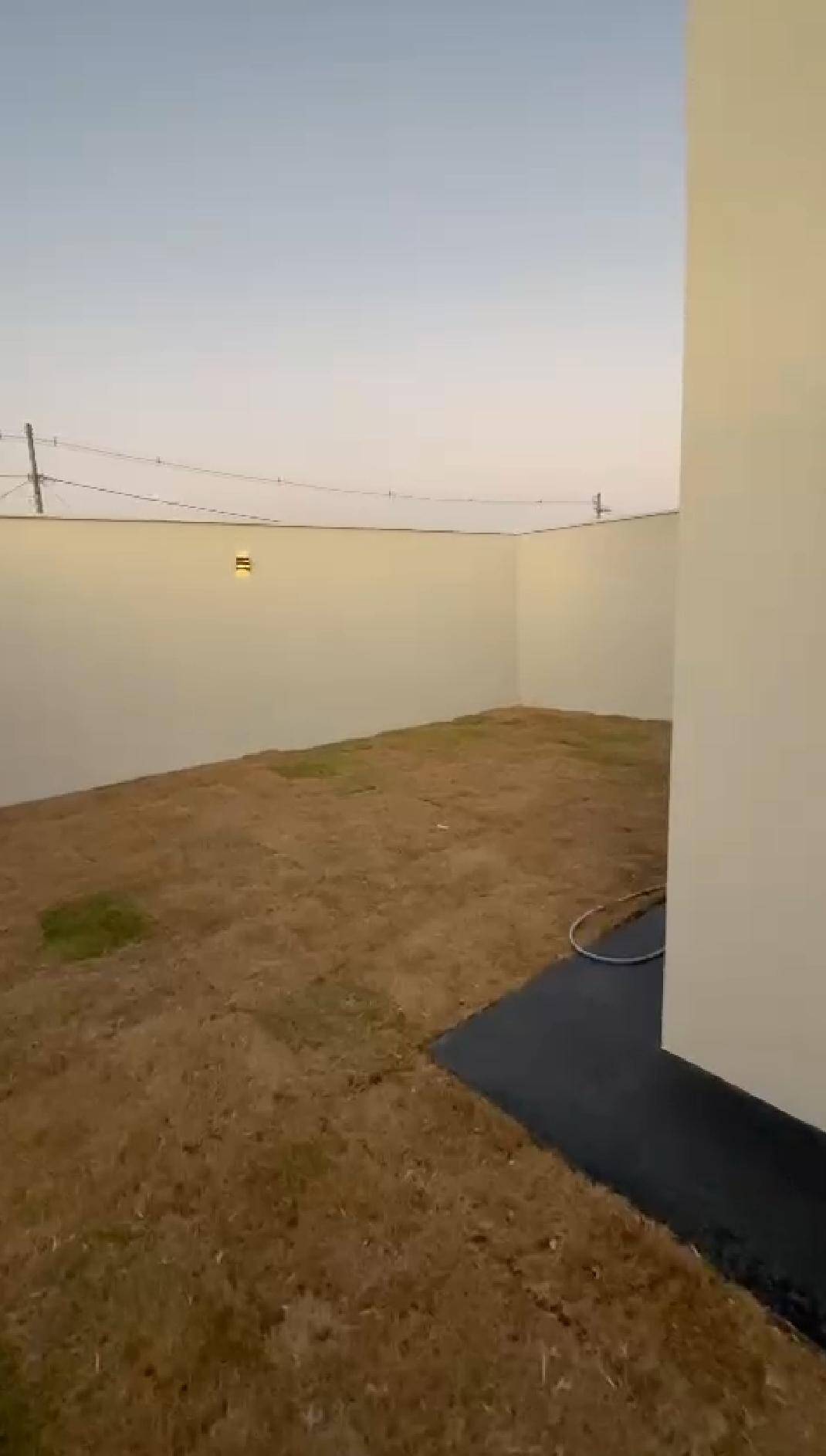 Casa à venda com 3 quartos, 100m² - Foto 8