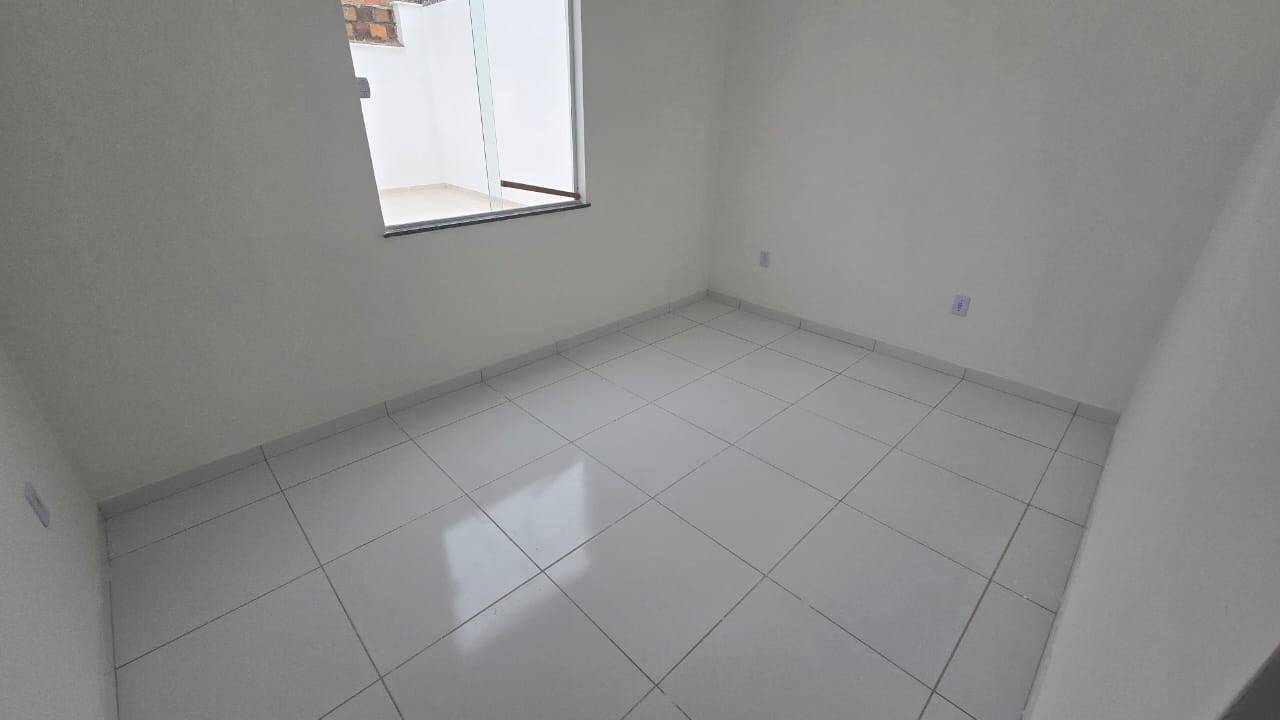 Casa à venda com 2 quartos, 54m² - Foto 8