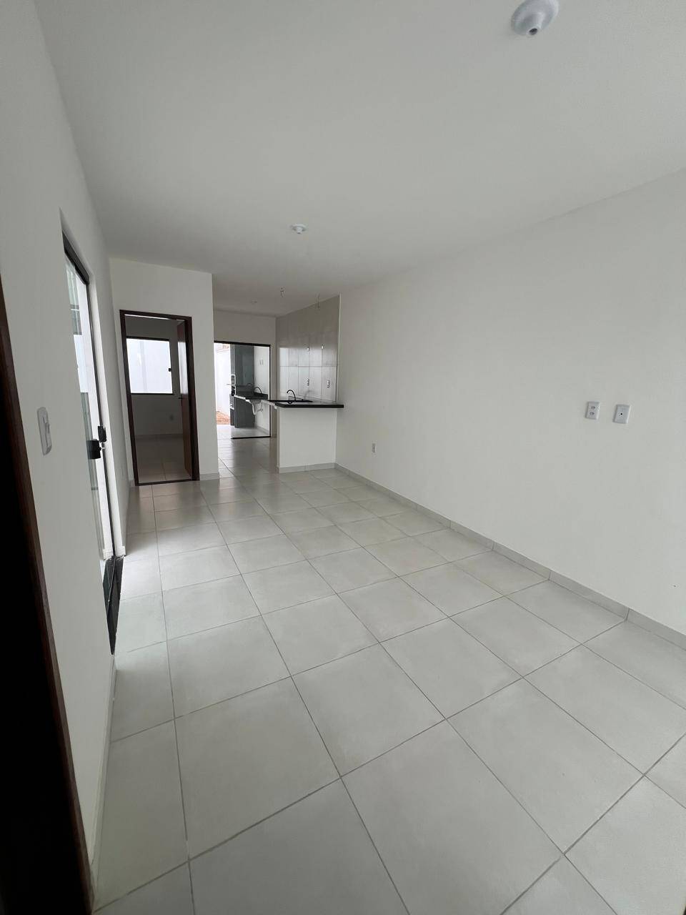 Casa à venda com 2 quartos, 68m² - Foto 6